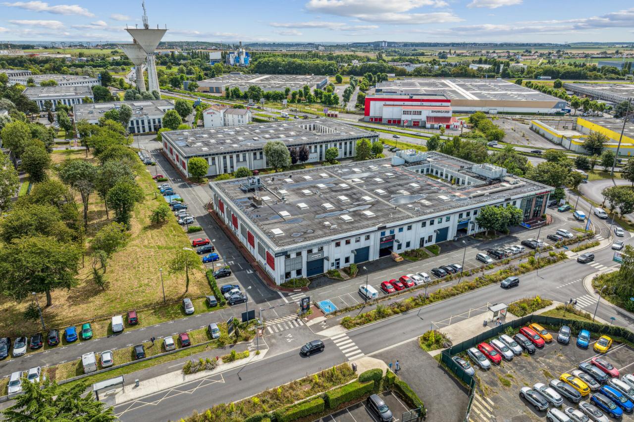 Local d'activité Villebon-sur-Yvette 359m² Location local d'activité Villebon-sur-Yvette Essonne OLACT2530926 1